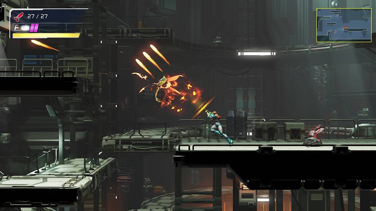 Samus fighting an enemy in a dark industrial area in Metroid Dread
